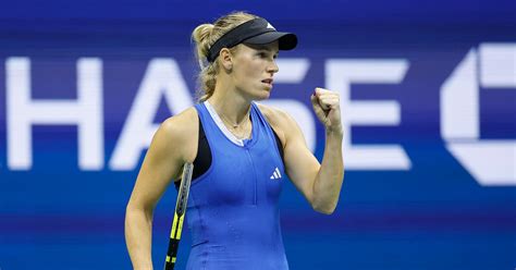 how old is wozniacki tennis player